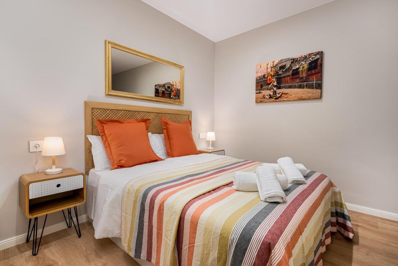Apartamentos Circo Romano Tarragona Ngoại thất bức ảnh